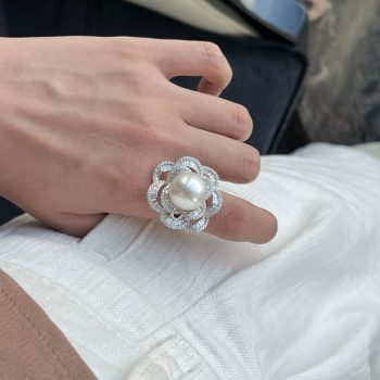 Diamond and South sea Pearl Ring
